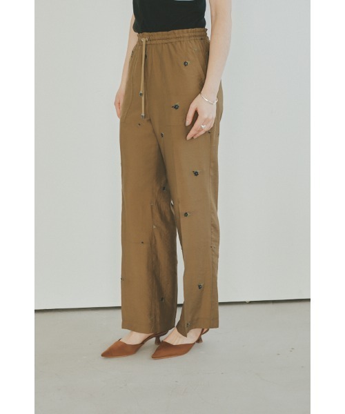 Muel Chic（ミュエルシック）の「Lily embroidery sheer pants  リリーエンブロイダリーパンツ（その他パンツ・レディース・ブラック/ブラウン/ベージュ系その他・MEDIUM/SMALL）」の15枚目の写真