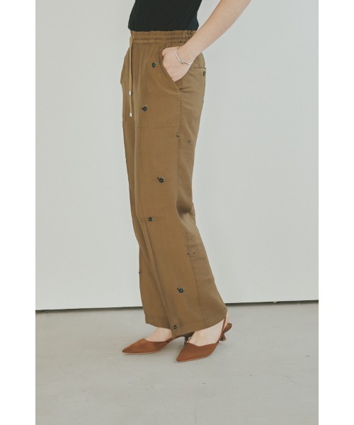 Muel Chic（ミュエルシック）の「Lily embroidery sheer pants  リリーエンブロイダリーパンツ（その他パンツ・レディース・ブラック/ブラウン/ベージュ系その他・MEDIUM/SMALL）」の14枚目の写真