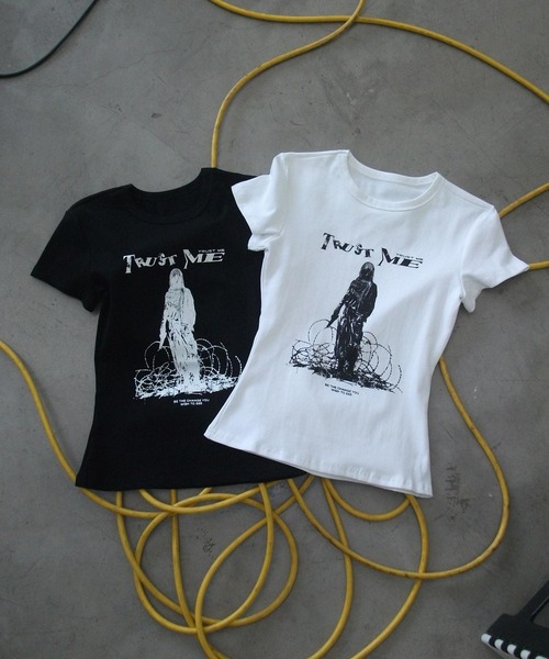 d.i.a.(ダイヤ)の「モノトーンプリントTシャツ(Tシャツ/カットソー・レディース・ホワイト/ブラック・FREE)」の14枚目の写真