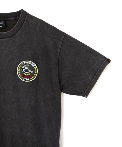 Alpha Industries（アルファインダストリーズ）の「【日本限定】Alpha Industries/アルファ インダストリーズ/MILITARY EMBLEM PATCH T‐SHIRT/ミリタリー エンブレム パッチ Tシャツ（Tシャツ/カットソー・メンズ・ホワイト系2/チャコール/ネイビー・XL/S/2XL/L/M）」の14枚目の写真