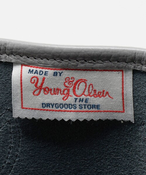 YOUNG&OLSEN The DRYGOODS STORE(ヤングアンドオルセン)の「<YOUNG&OLSEN The DRYGOODS STORE>エンボス レザー トートM トートバッグ(トートバッグ・メンズ・ブラック/グレー系・FREE)」の9枚目の写真