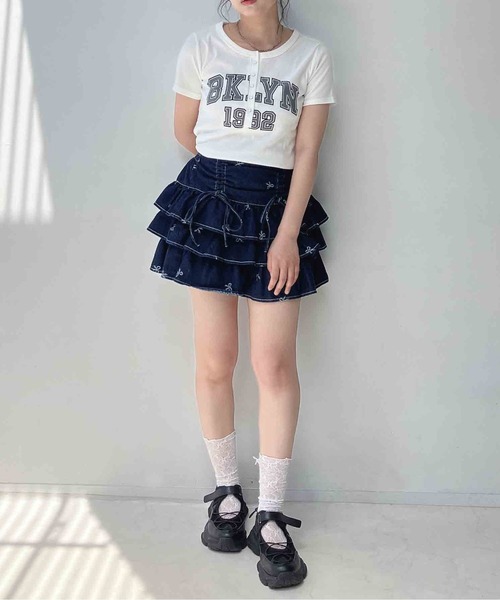 AS KNOW AS plus(アズノゥアズプラス)の「〇カレッジロゴプリント ヘンリーテレコリブ半袖Tシャツ(Tシャツ/カットソー・レディース・サックスブルー/イエロー/オフホワイト/スミクロ・FREE)」の9枚目の写真
