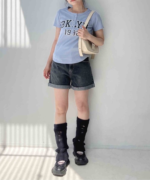 AS KNOW AS plus(アズノゥアズプラス)の「〇カレッジロゴプリント ヘンリーテレコリブ半袖Tシャツ(Tシャツ/カットソー・レディース・サックスブルー/イエロー/オフホワイト/スミクロ・FREE)」の14枚目の写真