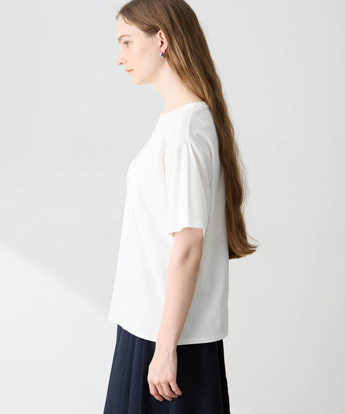 LE SOUK HOLIDAY(ルスークホリデー)の「シルケットスムース刺しゅうロゴTシャツ【接触冷感・吸水速乾・綿100%】(Tシャツ/カットソー・レディース・サックスブルー/オフホワイト・M/L)」の8枚目の写真