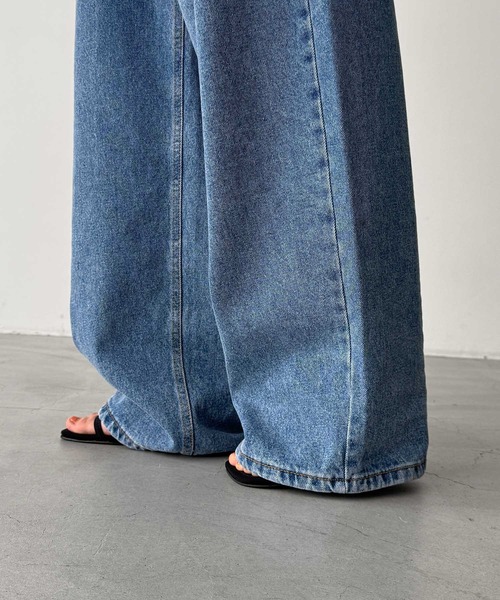 CANAL JEAN(キャナルジーン)の「CALL MY NAME ウエストロールデニムパンツ(デニムパンツ・レディース・ブルー・MEDIUM/SMALL)」の2枚目の写真