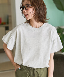 限定展開 袖フリル トップス