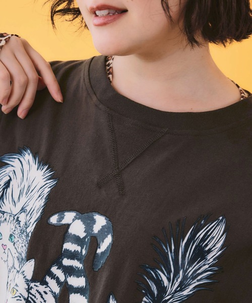 ScoLar(スカラー)の「ScoLar(スカラー) にらめっこネコちゃん ワイドTシャツ(Tシャツ/カットソー・レディース・チャコールグレー/イエロー/オフホワイト・MEDIUM)」の8枚目の写真