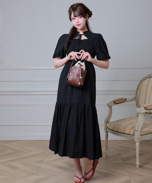 Anely（アネリー）の「リボン シャーリング ティアード ロング ワンピース（ワンピース・レディース・ミント/チャコールグレー/ブラック・FREE）」の4枚目の写真