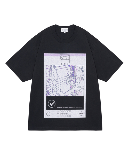 C.E(シーイー)の「C.E / シーイー cavempt AS StackNAV T(Tシャツ/カットソー・メンズ・ブラック・X-LARGE/LARGE/MEDIUM)」の1枚目の写真