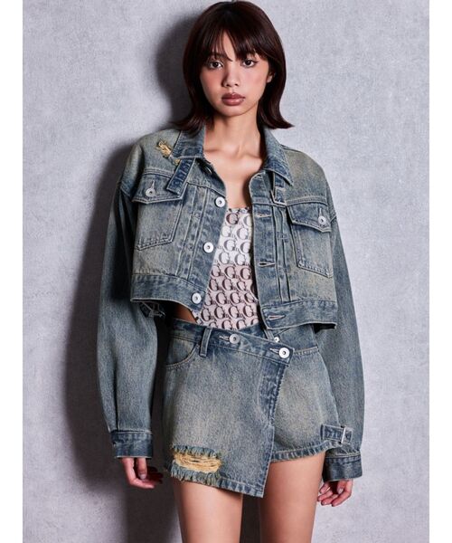 GYDA(ジェイダ)の「belt collarダメージショートデニムGジャン(デニムジャケット・レディース・インディゴブルー/ライトブルー/ブルー・FREE)」の6枚目の写真