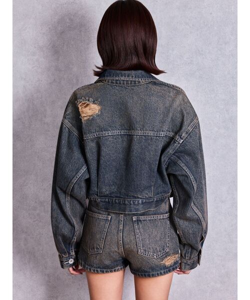 GYDA(ジェイダ)の「belt collarダメージショートデニムGジャン(デニムジャケット・レディース・インディゴブルー/ライトブルー/ブルー・FREE)」の12枚目の写真
