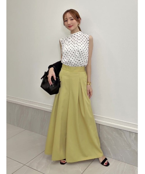 fifth(フィフス)の「【星玲奈セレクト】ハイウエストタックワイドパンツ(その他パンツ・レディース・イエロー/ブラック/グレイッシュベージュ・XS/M)」の3枚目の写真