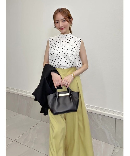 fifth(フィフス)の「【星玲奈セレクト】ハイウエストタックワイドパンツ(その他パンツ・レディース・イエロー/ブラック/グレイッシュベージュ・XS/M)」の21枚目の写真