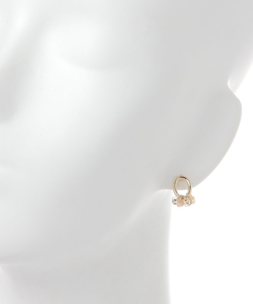 GLOBAL WORK（グローバルワーク）の「MADE IN JAPAN/チェコビーズＭピアス/898969（ピアス（両耳用）・レディース・ホワイト/ライトブルー/ベージュ・FREE）」の6枚目の写真