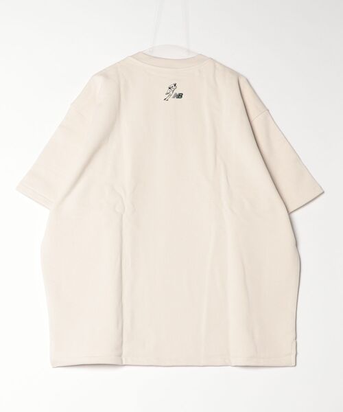 NEW BALANCE(ニューバランス)の「大谷翔平シグネチャーヘンリーネックショートスリーブTシャツ(Tシャツ/カットソー・メンズ・アイボリー/チャコールグレー/ダークグリーン・SMALL/MEDIUM/LARGE/X-LARGE/XX-LARGE/XXX-LARGE)」の9枚目の写真