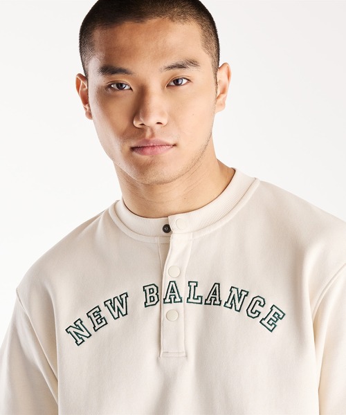 NEW BALANCE(ニューバランス)の「大谷翔平シグネチャーヘンリーネックショートスリーブTシャツ(Tシャツ/カットソー・メンズ・アイボリー/チャコールグレー/ダークグリーン・SMALL/MEDIUM/LARGE/X-LARGE/XX-LARGE/XXX-LARGE)」の5枚目の写真