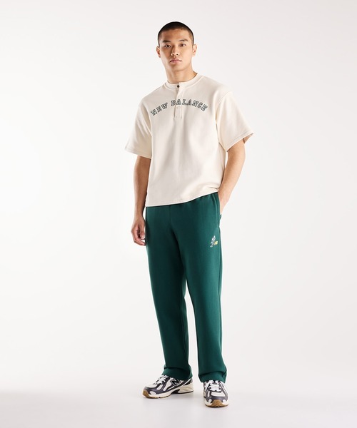 NEW BALANCE(ニューバランス)の「大谷翔平シグネチャーヘンリーネックショートスリーブTシャツ(Tシャツ/カットソー・メンズ・アイボリー/チャコールグレー/ダークグリーン・SMALL/MEDIUM/LARGE/X-LARGE/XX-LARGE/XXX-LARGE)」の10枚目の写真