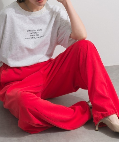 enhaut(アンオート)の「裏毛ケミカルパウダー加工 スウェット バレルレッグ パンツ(スウェットパンツ・レディース・オートミール/チャコールグレー/レッド・FREE)」の3枚目の写真