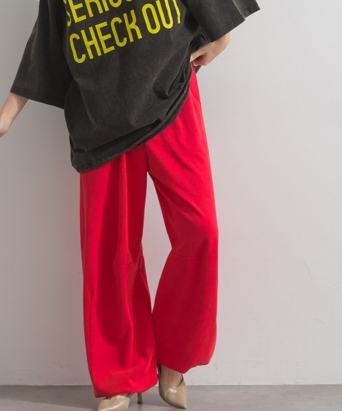 enhaut(アンオート)の「裏毛ケミカルパウダー加工 スウェット バレルレッグ パンツ(スウェットパンツ・レディース・オートミール/チャコールグレー/レッド・FREE)」の19枚目の写真