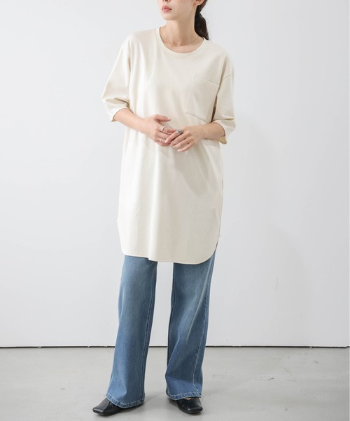 La-gemme（ラジェム）の「ラウンドヘム ロングTシャツ（Tシャツ/カットソー・レディース・ブラック/カーキブラウン/アイボリー・フリー）」の4枚目の写真