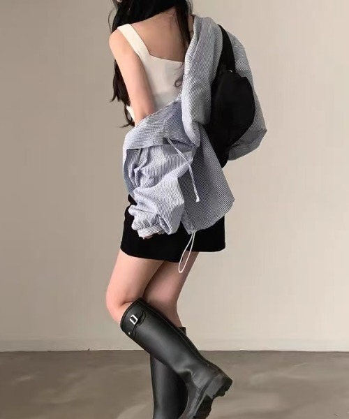 Achic(アシック)の「【日差し・冷房対策】ストライプ柄フード付きシャツブルゾン(ブルゾン・レディース・ブルー・M)」の8枚目の写真