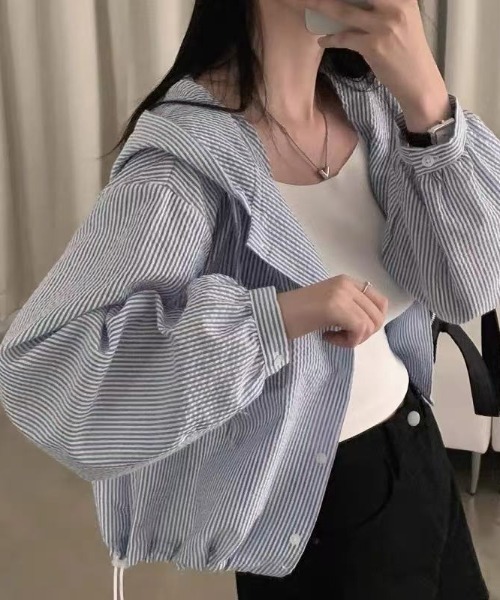 Achic(アシック)の「【日差し・冷房対策】ストライプ柄フード付きシャツブルゾン(ブルゾン・レディース・ブルー・M)」の11枚目の写真