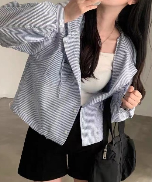 Achic(アシック)の「【日差し・冷房対策】ストライプ柄フード付きシャツブルゾン(ブルゾン・レディース・ブルー・M)」の14枚目の写真