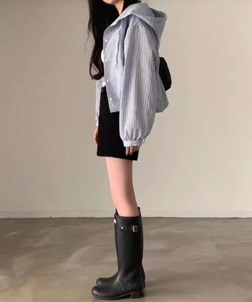 Achic(アシック)の「【日差し・冷房対策】ストライプ柄フード付きシャツブルゾン(ブルゾン・レディース・ブルー・M)」の19枚目の写真