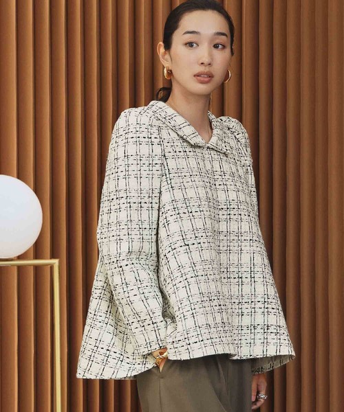 ELFRANK(エルフランク)の「【2026AW】【M~Lサイズ展開】ツイードパフスリーブAラインチュニックブラウス(シャツ/ブラウス・レディース・オフホワイト/ブラック・M/L)」の1枚目の写真