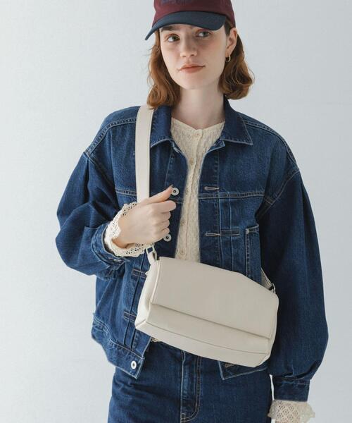 URBAN RESEARCH Sonny Label(アーバンリサーチサニーレーベル)の「フラップショルダーバッグ(ショルダーバッグ・レディース・ブラック/アイボリー/グレー系その他・ONE)」の6枚目の写真