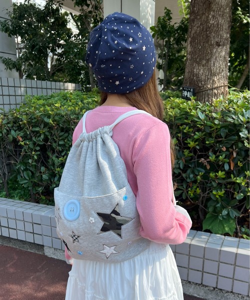 WC(ダブル シー)の「アソートボタンパッチワークナップサック(バックパック/リュック・レディース・グレー/ピンク・FREE)」の7枚目の写真
