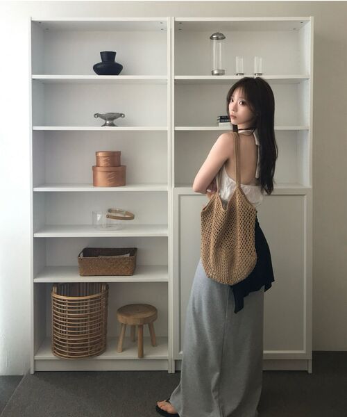 APPAREL ARCHIVE（アパレルアーカイブ）の「Softie maxi banding skirt - Gray（スカート・レディース・ライトグレー・FREE）」の8枚目の写真