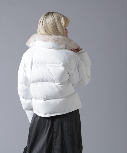 BEAVER(ビーバー)の「B omnivore/ビーオムニボー NYLON FUR STAND BLOUSON(ブルゾン・レディース・ブラック/ブラウン/オフホワイト・FREE)」の20枚目の写真