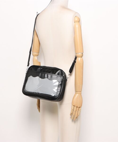VIBGYOR（ヴィブジョー）の「oshipic/推し活 クリアショルダーバッグ 痛バッグ 痛バ ディスプレイバッグ 缶バッジバッグ トレカバッグ S0068（ショルダーバッグ・レディース・ホワイト/ブラック/レッド/ピンク・FREE）」の11枚目の写真