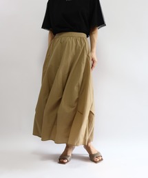 ツイストタックバレルスカート