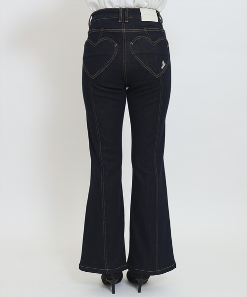 WILLSELECTION(ウィルセレクション)の「センターシームフレアデニムパンツ(デニムパンツ・レディース・ブルー/ネイビー・SMALL/MEDIUM)」の22枚目の写真