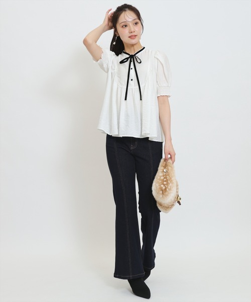 WILLSELECTION(ウィルセレクション)の「センターシームフレアデニムパンツ(デニムパンツ・レディース・ブルー/ネイビー・SMALL/MEDIUM)」の16枚目の写真