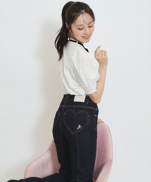 WILLSELECTION(ウィルセレクション)の「センターシームフレアデニムパンツ(デニムパンツ・レディース・ブルー/ネイビー・SMALL/MEDIUM)」の18枚目の写真