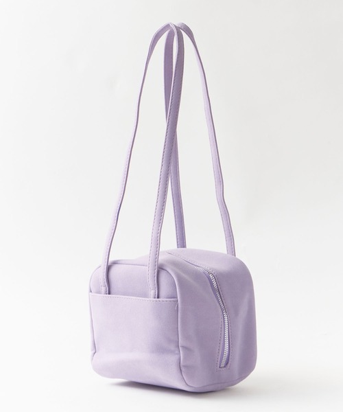 Chick(チック)の「Round Faux Leather Mini Handbag / ラウンド型 フェイクレザーミニ ハンドバッグ レディース コンパクト ガーリー フェミニン 2026年 夏 夏服(ショルダーバッグ・レディース・パープル/ブルー/イエロー/ピンク/グリーン・FREE)」の12枚目の写真