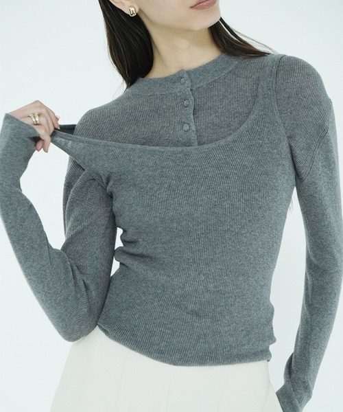 CLANE(クラネ)の「BUTTON CARDIGAN TANK SET(カーディガン/ボレロ・レディース・レッド/アイボリー/ブラウン/グレー・1/2)」の1枚目の写真