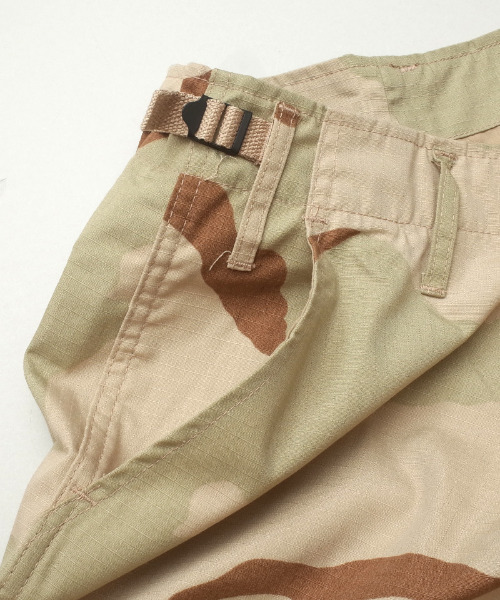 YMCLKY(ワイエムシーエルケーワイ)の「米軍タイプ 6ポケットカーゴパンツ 定番 BDUパンツ YMCLKY. #PB030YN(カーゴパンツ・メンズ・カーキ/デザートカモ/グリーン系カモフラージュ/ブラウン系カモフラージュ/マルチ/ブラック系その他/ベージュ系その他/ベージュ系その他2/グリーン系その他/タイガーカモ/ウッドランド/グレー系カモフラージュ/ブラック/ネイビー/ブラウン/オリーブ・X-SMALL/SMALL/MEDIUM/LARGE/X-LARGE)」の22枚目の写真