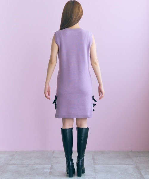 marun(マルン)の「<大きいサイズ>ジャガードニットショート丈ワンピース marun(ワンピース・レディース・ブラック/ピンク系・L/LL/5L/4L/3L)」の18枚目の写真