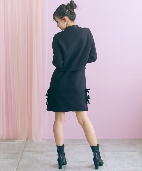 marun(マルン)の「<大きいサイズ>ジャガードニットショート丈ワンピース marun(ワンピース・レディース・ブラック/ピンク系・L/LL/5L/4L/3L)」の9枚目の写真