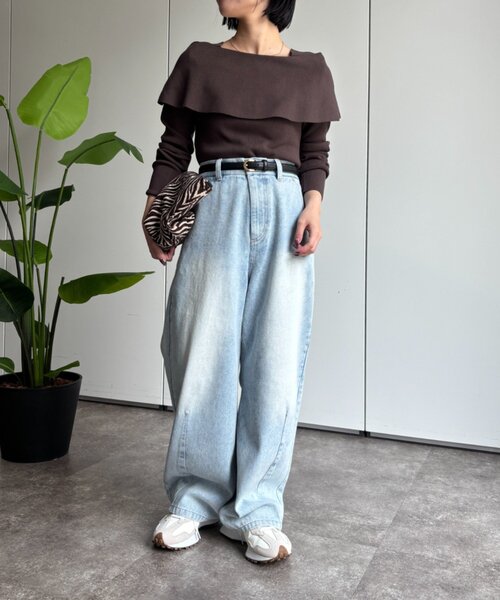 Jena espace merveilleux(ジェナ エスパスメルヴェイユ)の「オフショル風ニット(ニット/セーター・レディース・チャコールグレー/ベージュ・FREE)」の3枚目の写真