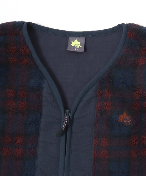LOGOS(ロゴス)の「2026AW LOGOS/ロゴス シープボア×カットボンディング 静電気抑止 ワンポイント刺繍 チェック ノーカラーベスト(ベスト・レディース・ブラウン/ネイビー/レッド・LL/L/M)」の4枚目の写真