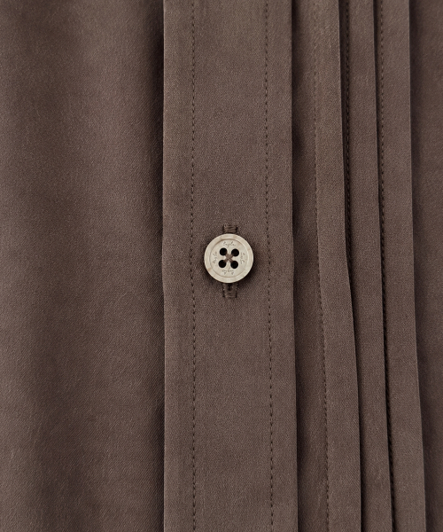 Diamond Layla(ダイアモンドレイラ)の「Silky Suede Cupro Pintuck Shirt S192(シャツ/ブラウス・レディース・その他・MEDIUM/LARGE/X-LARGE/XX-LARGE/XXX-LARGE)」の4枚目の写真
