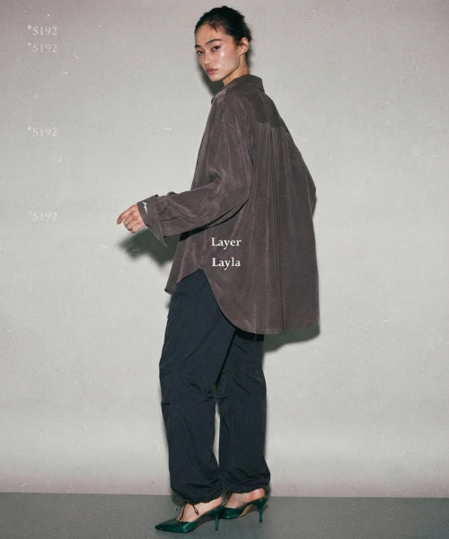 Diamond Layla(ダイアモンドレイラ)の「Silky Suede Cupro Pintuck Shirt S192(シャツ/ブラウス・レディース・その他・MEDIUM/LARGE/X-LARGE/XX-LARGE/XXX-LARGE)」の9枚目の写真
