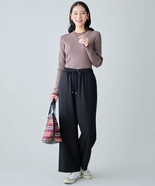 ANY（エニィ）の「パウダリーツイード ワイドストレートパンツ（セットアップ着用可）（その他パンツ・レディース・グレー系/ブラック系/ダークブラウン系3/ネイビー系/ベージュ系・SMALL/MEDIUM/LARGE）」の20枚目の写真