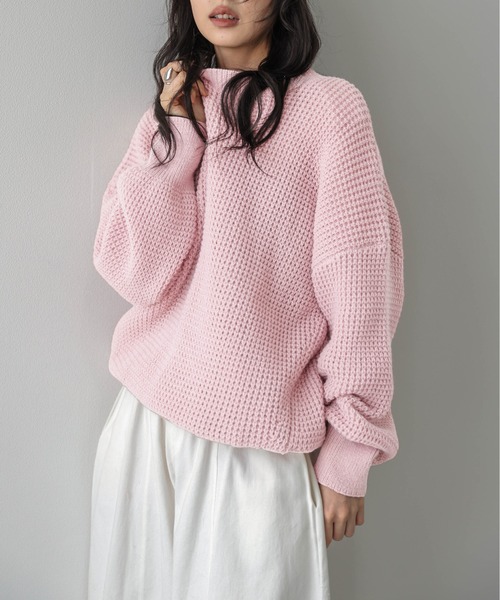 La-gemme(ラジェム)の「ワッフルニットプルオーバー/ゆったりシルエット/リラクシー(ニット/セーター・レディース・グレー/ピンク/ブラック/ベージュ・フリー)」の4枚目の写真