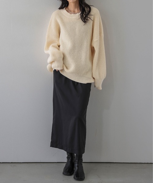 La-gemme(ラジェム)の「ワッフルニットプルオーバー/ゆったりシルエット/リラクシー(ニット/セーター・レディース・グレー/ピンク/ブラック/ベージュ・フリー)」の13枚目の写真